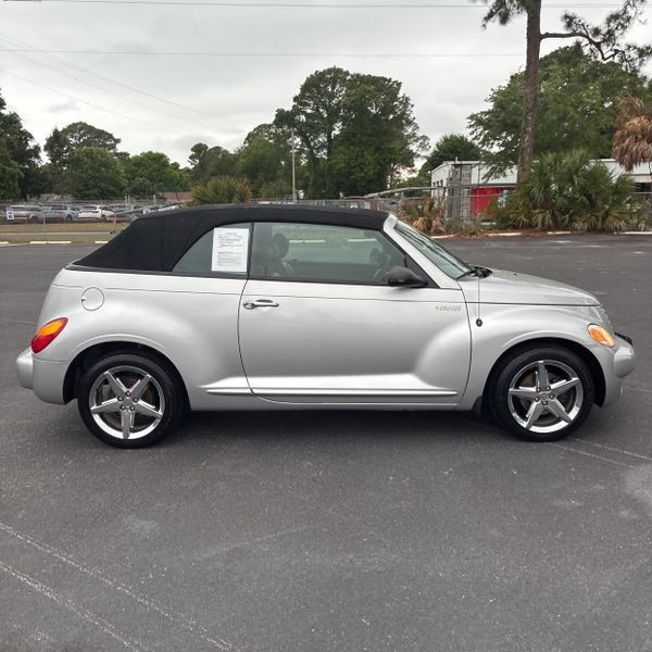 2005 Chrysler PT Cruiser Image 3