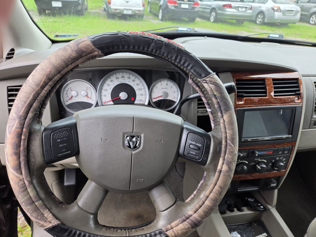 2005 Dodge Durango Image 6