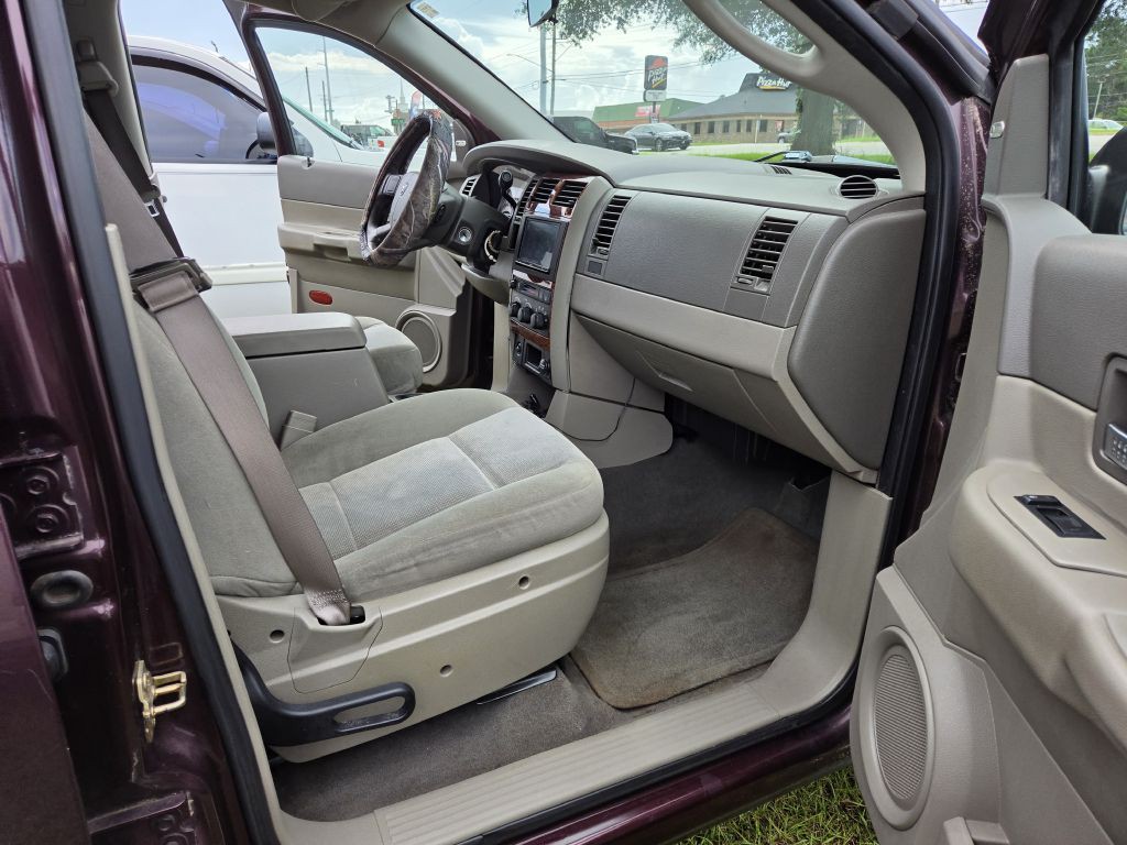 2005 Dodge Durango Image 10