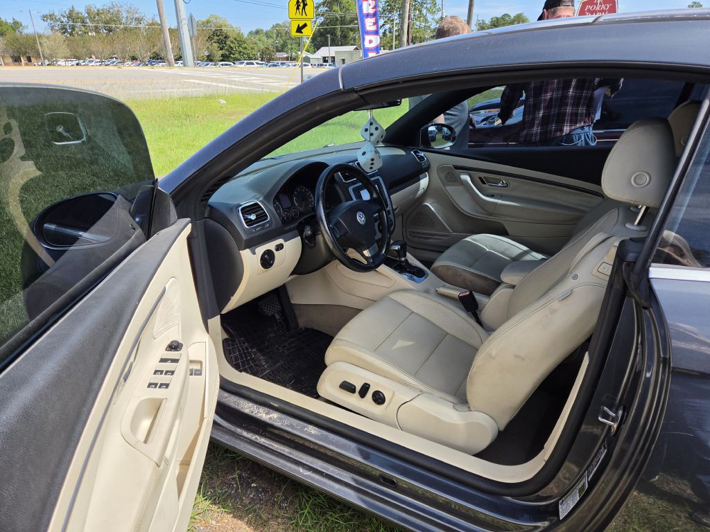 2008 Volkswagen Eos Image 2