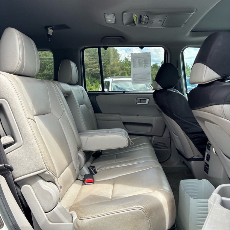 2015 Honda Pilot Image 18
