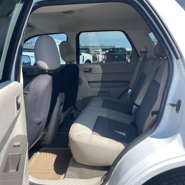 2008 Ford Escape Image 9