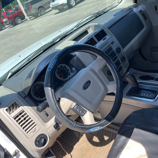 2008 Ford Escape Image 11