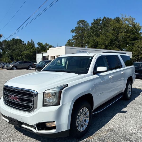 2020 GMC Yukon Image 14