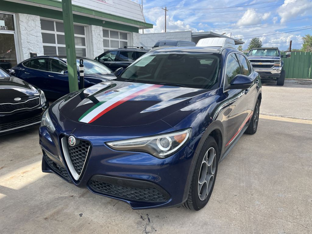 2018 Alfa Romeo Stelvio Image 5