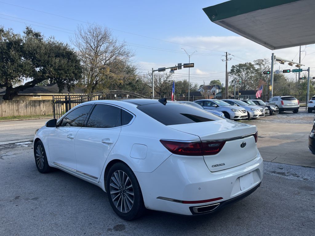 2017 Kia Cadenza Image 7