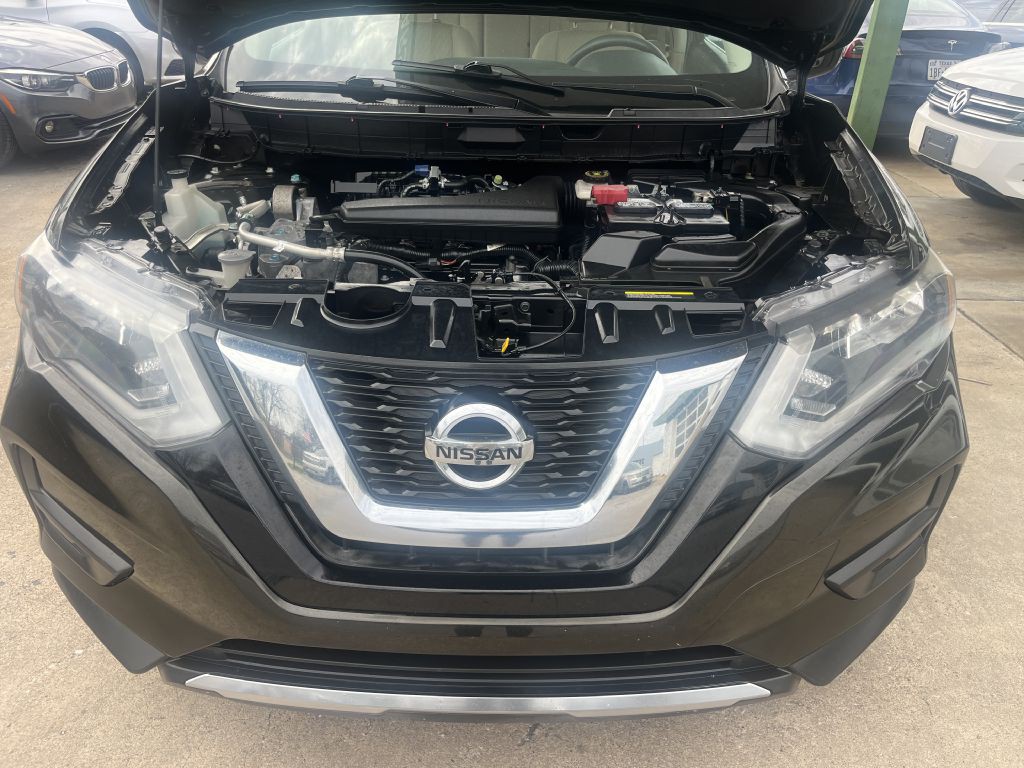 2017 Nissan Rogue Image 6