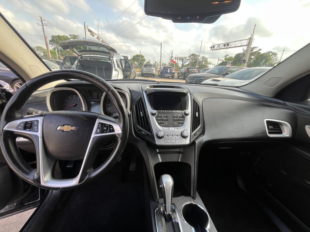 2015 Chevrolet Equinox Image 2