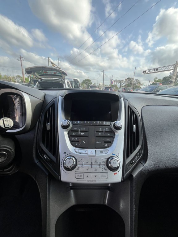 2015 Chevrolet Equinox Image 32