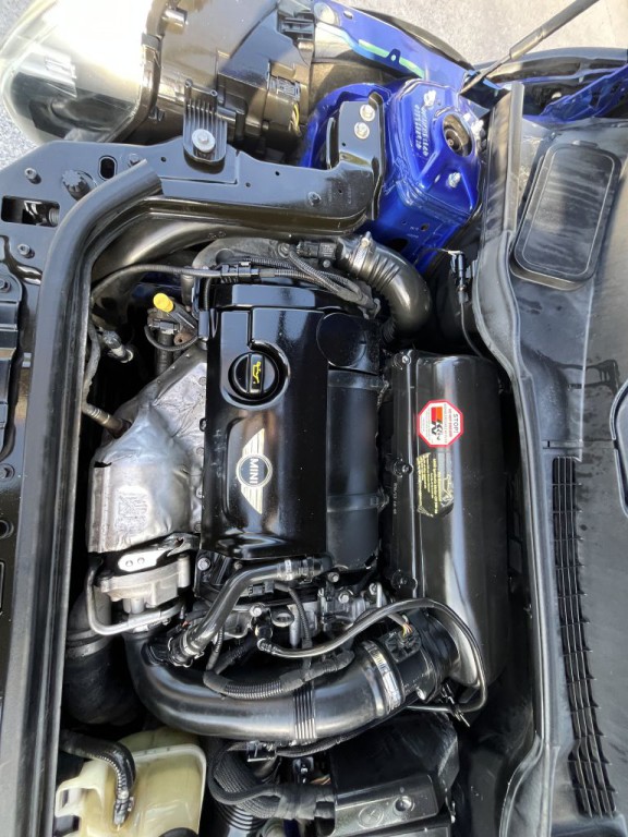 2013 MINI Cooper Image 20