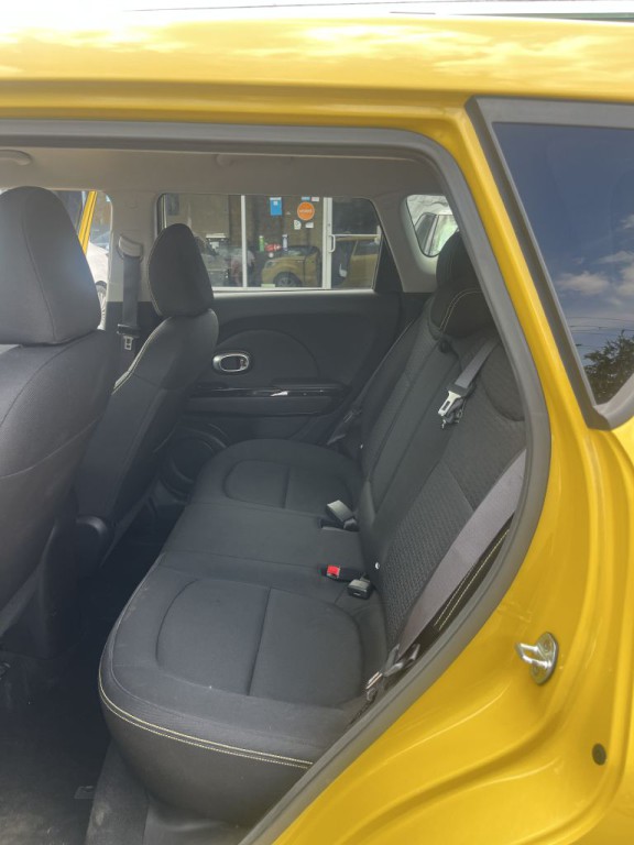 2016 Kia Soul Image 8
