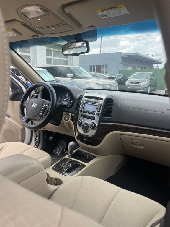 2010 Hyundai Santa Fe Image 9