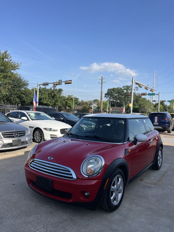 2009 MINI Cooper Image 26