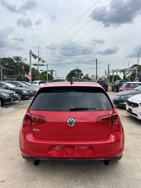 2015 Volkswagen GTI Image 7