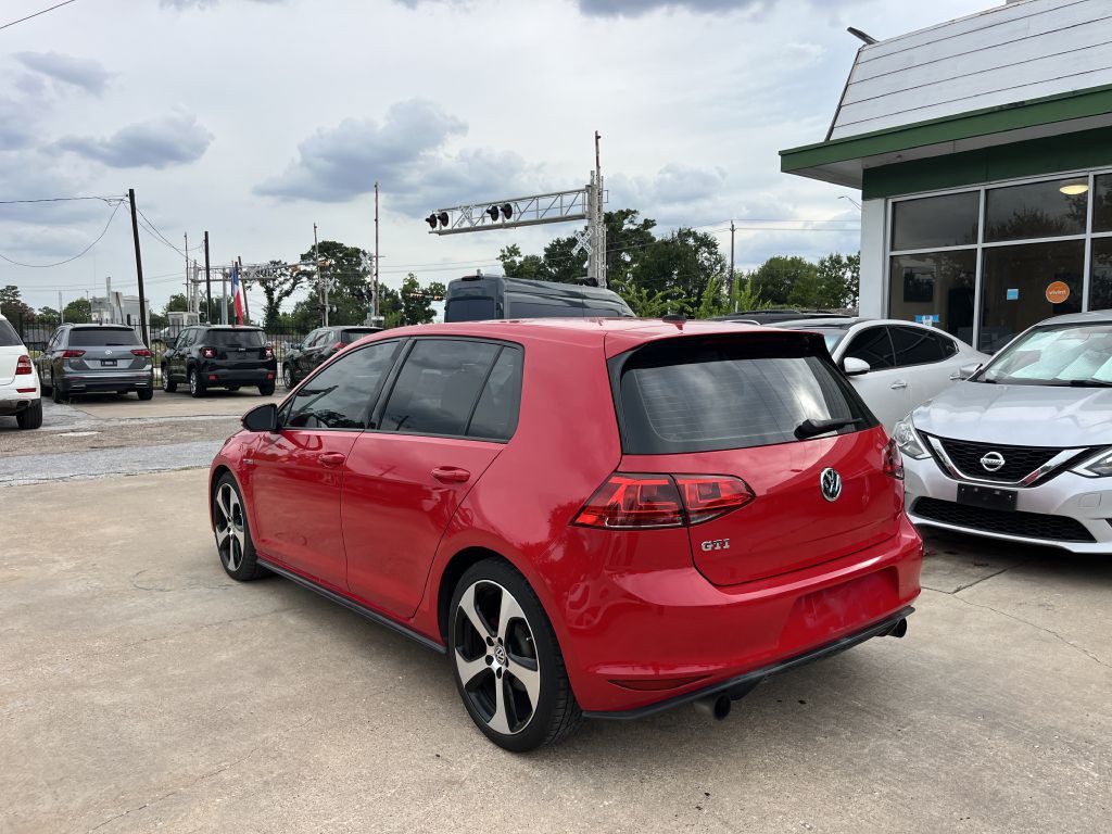 2015 Volkswagen GTI Image 8