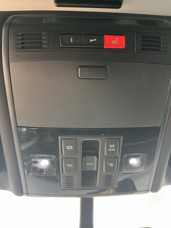 2015 Volkswagen GTI Image 12