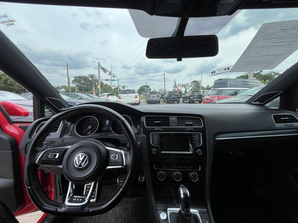 2015 Volkswagen GTI Image 22