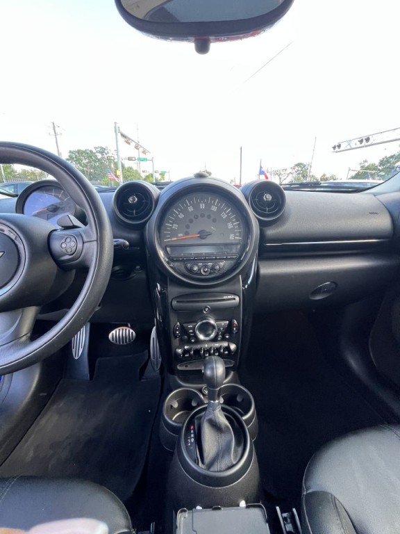 2015 MINI Cooper Image 3
