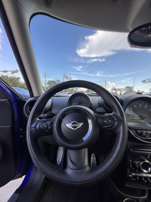 2015 MINI Cooper Image 11