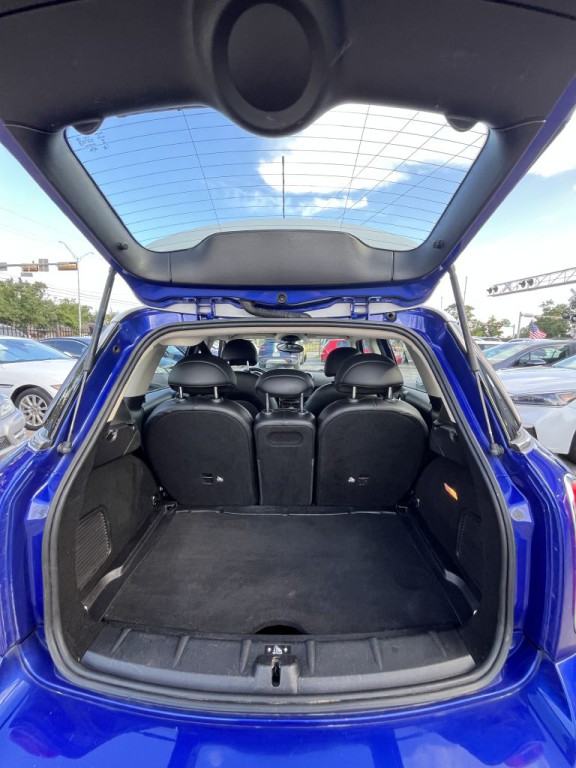 2015 MINI Cooper Image 14
