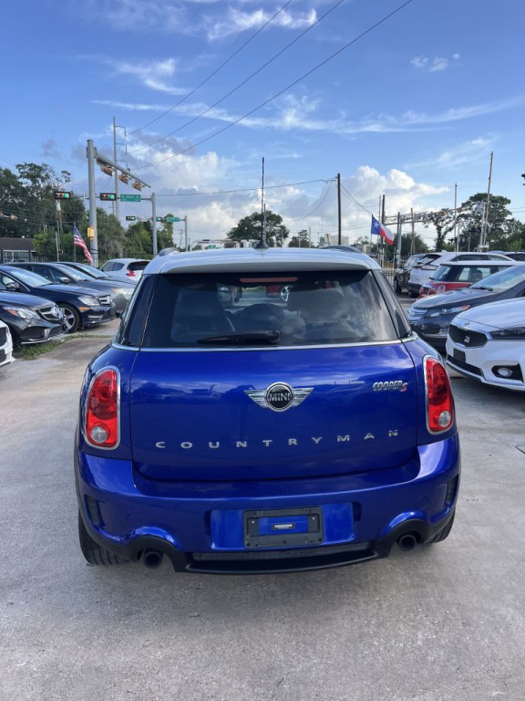 2015 MINI Cooper Image 24