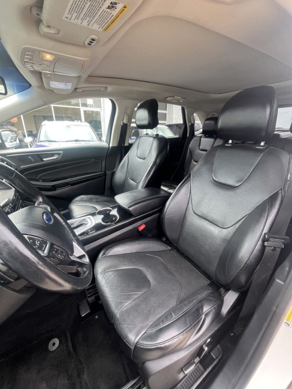 2015 Ford Edge Image 25