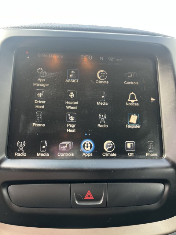 2016 Jeep Cherokee Image 25