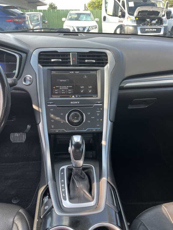 2013 Ford Fusion Image 16
