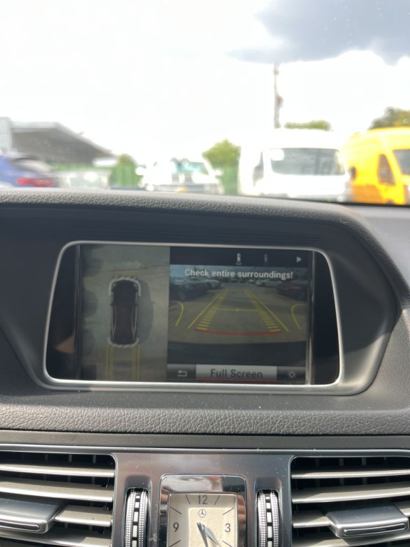 2014 Mercedes-Benz E-Class Image 31