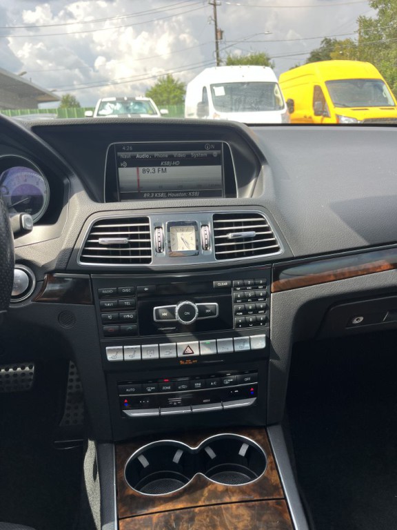 2014 Mercedes-Benz E-Class Image 37