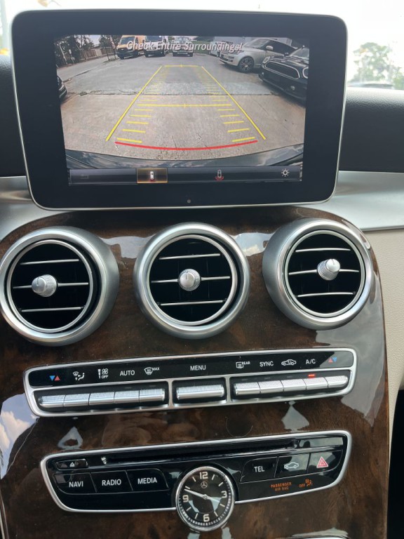 2016 Mercedes-Benz C-Class Image 9