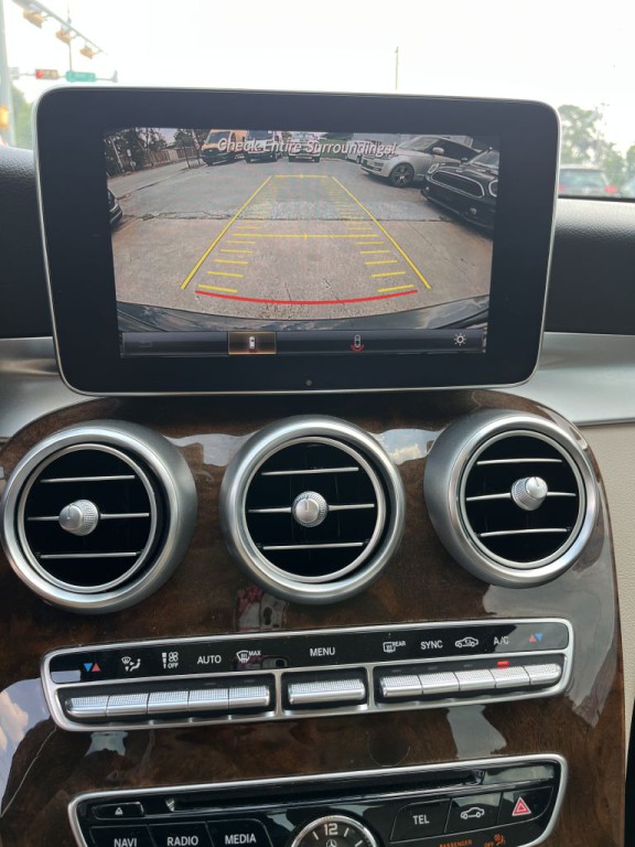 2016 Mercedes-Benz C-Class Image 10