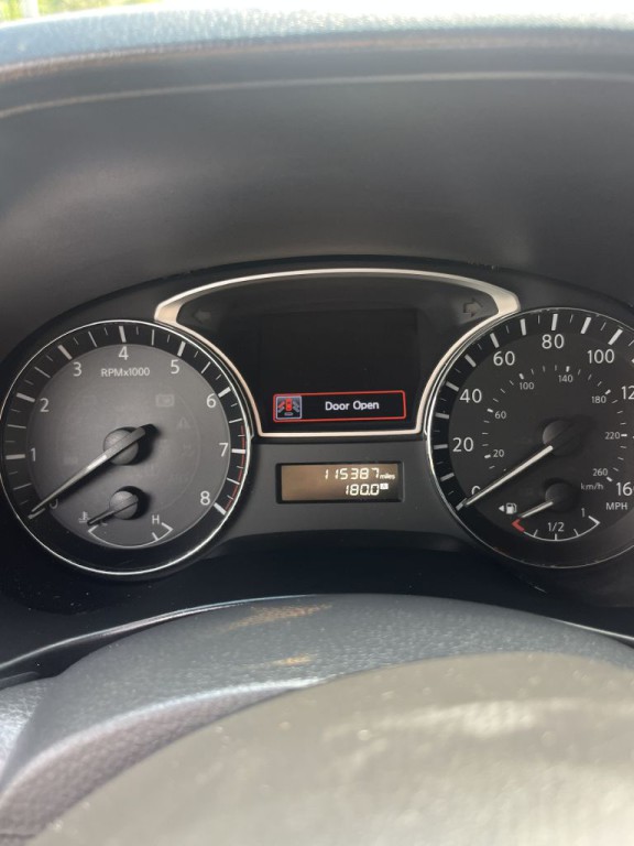2015 Nissan Pathfinder Image 31