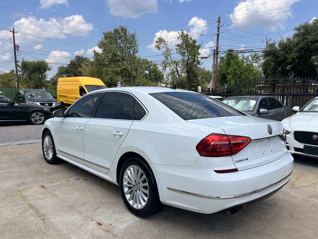 2016 Volkswagen Passat Image 5