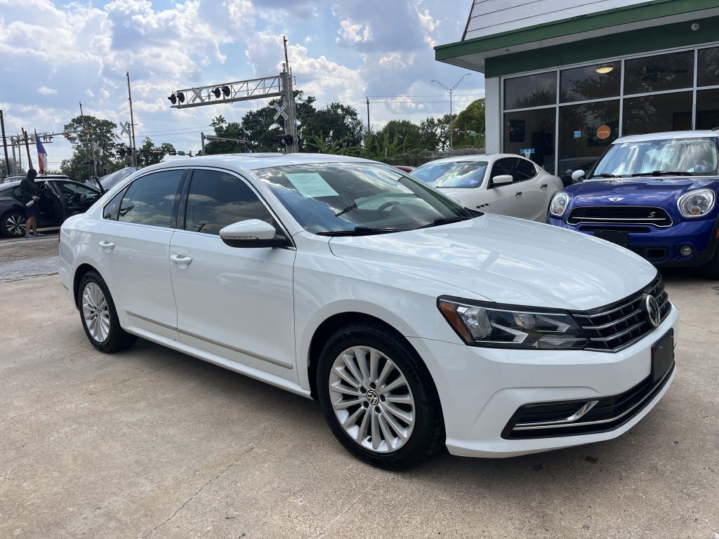 2016 Volkswagen Passat Image 42