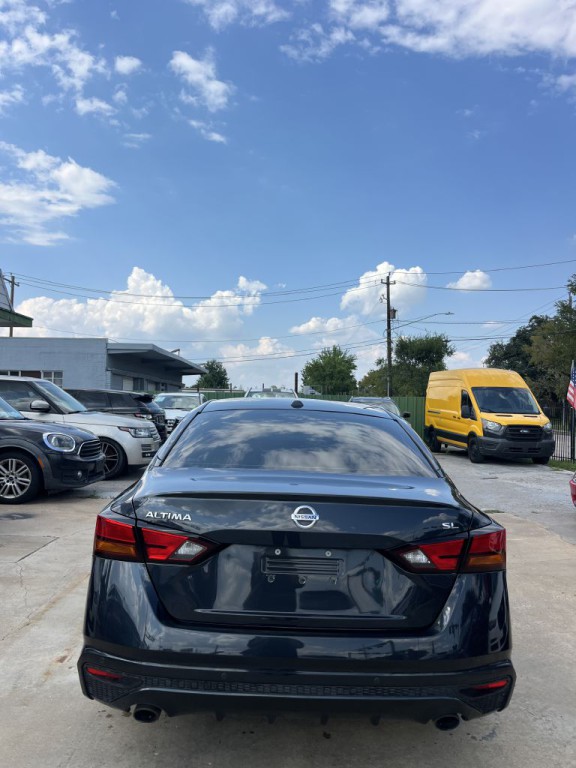2019 Nissan Altima Image 3