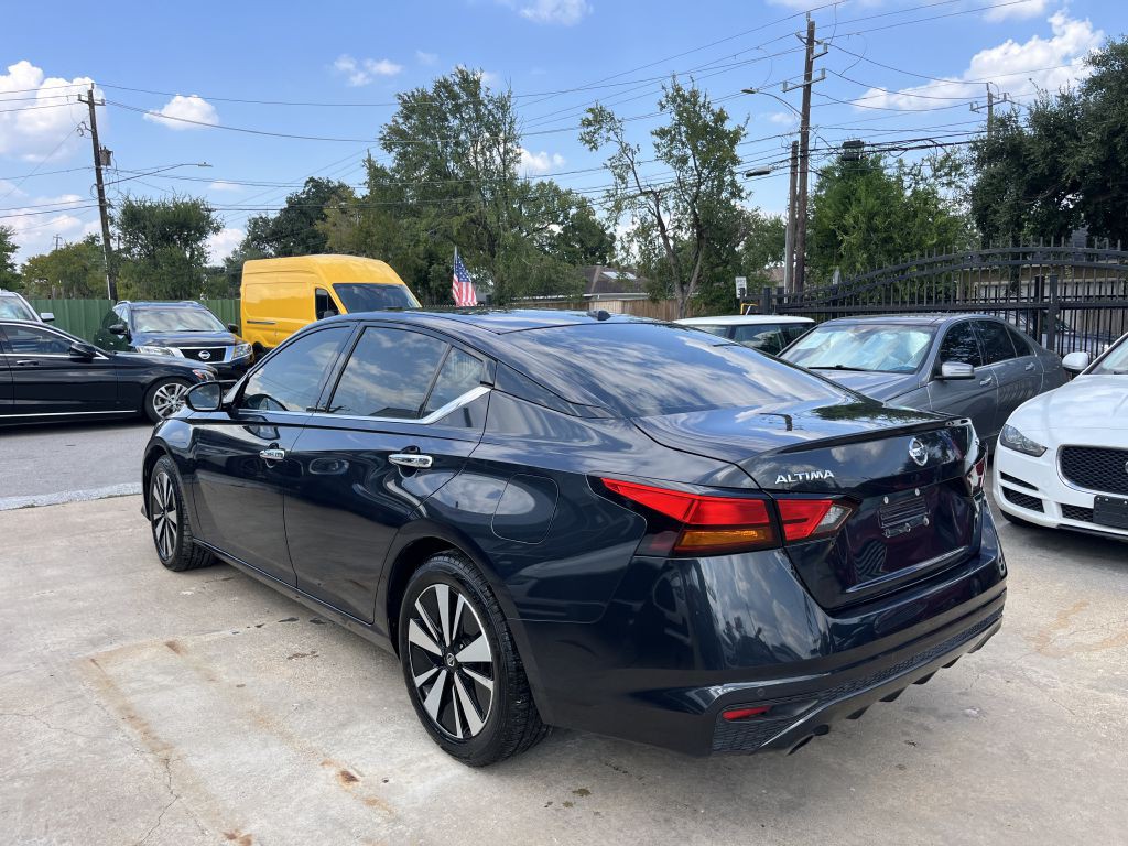 2019 Nissan Altima Image 7