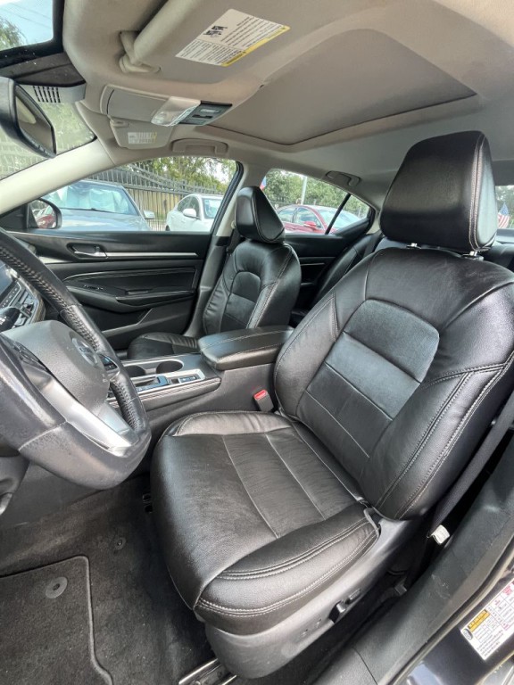 2019 Nissan Altima Image 41