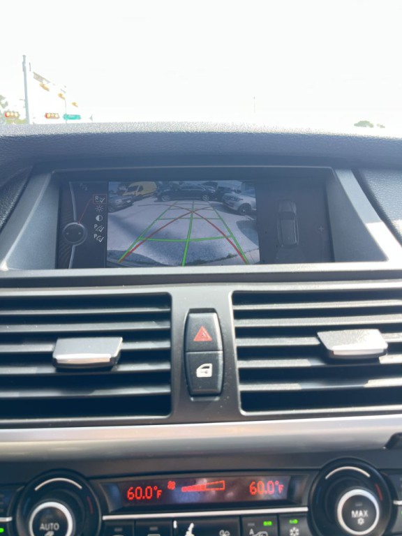 2011 BMW X5 Image 21