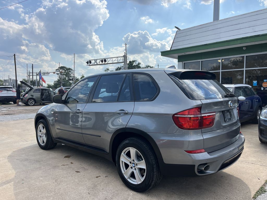 2011 BMW X5 Image 41