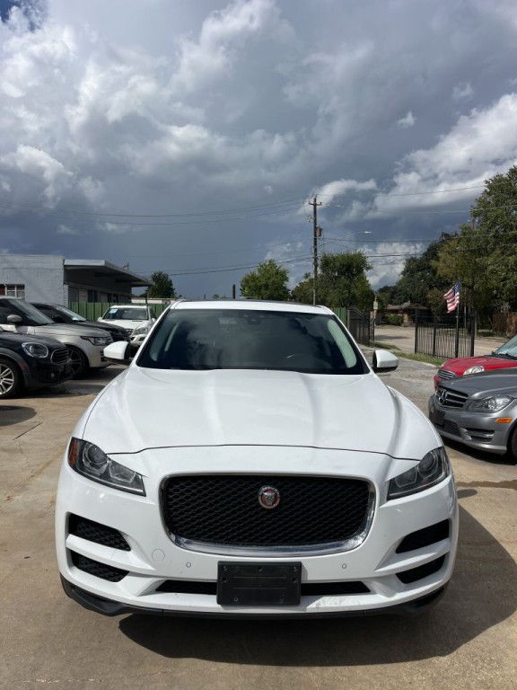 2019 Jaguar F-PACE Image 26