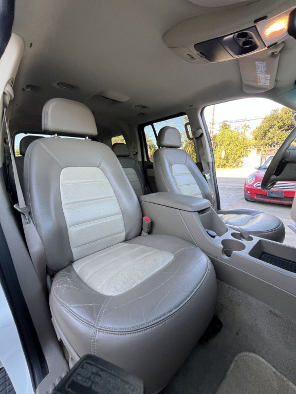 2002 Ford Explorer Image 13
