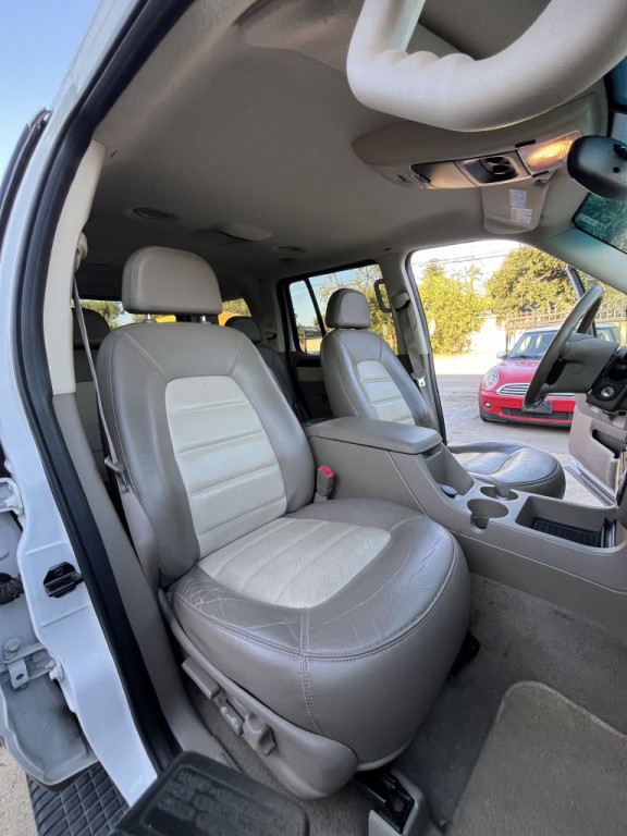 2002 Ford Explorer Image 14