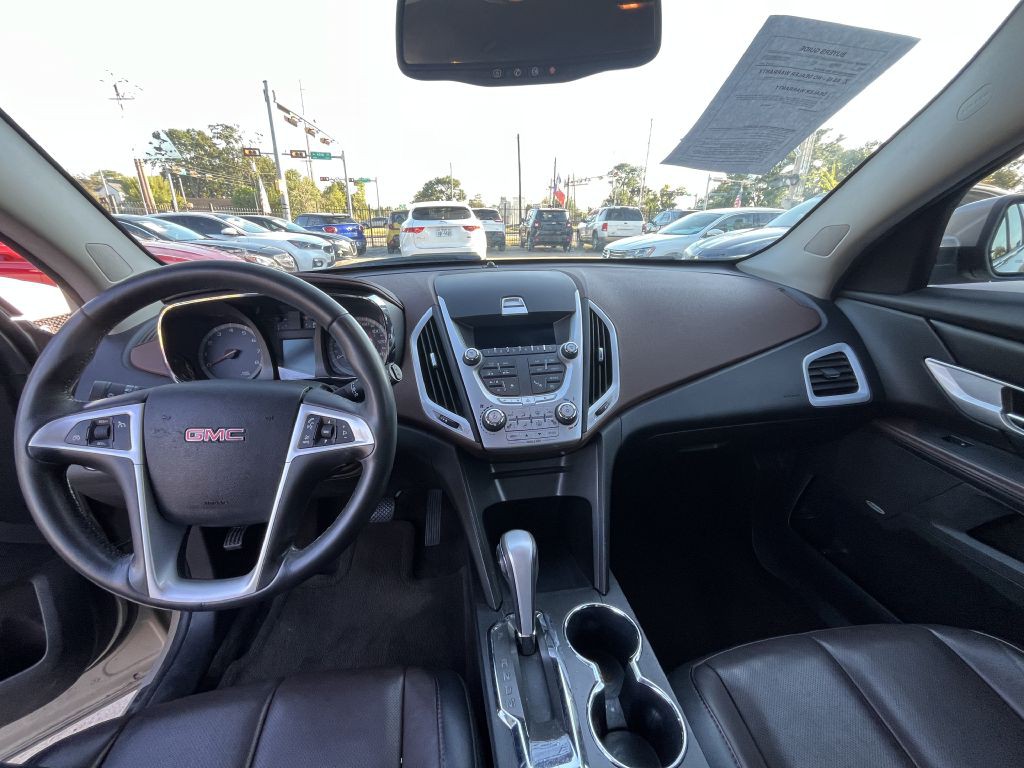 2011 GMC Terrain Image 38