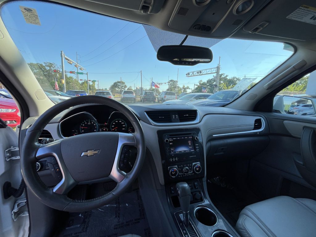 2015 Chevrolet Traverse Image 8