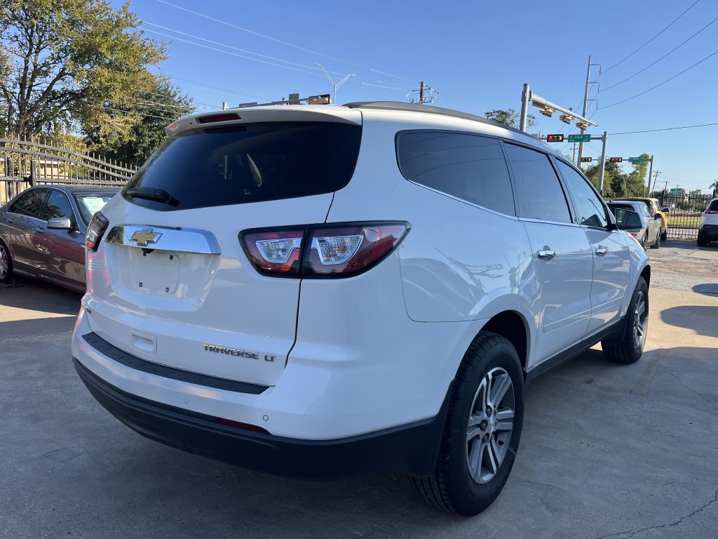 2015 Chevrolet Traverse Image 28