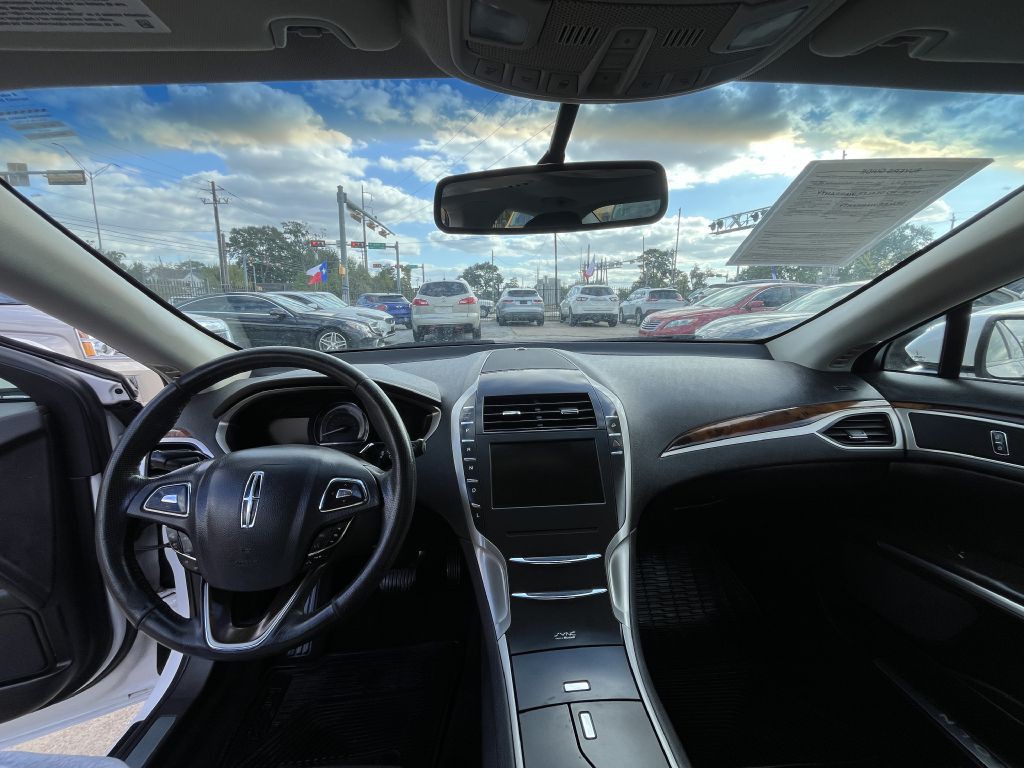 2014 Lincoln MKZ Image 6