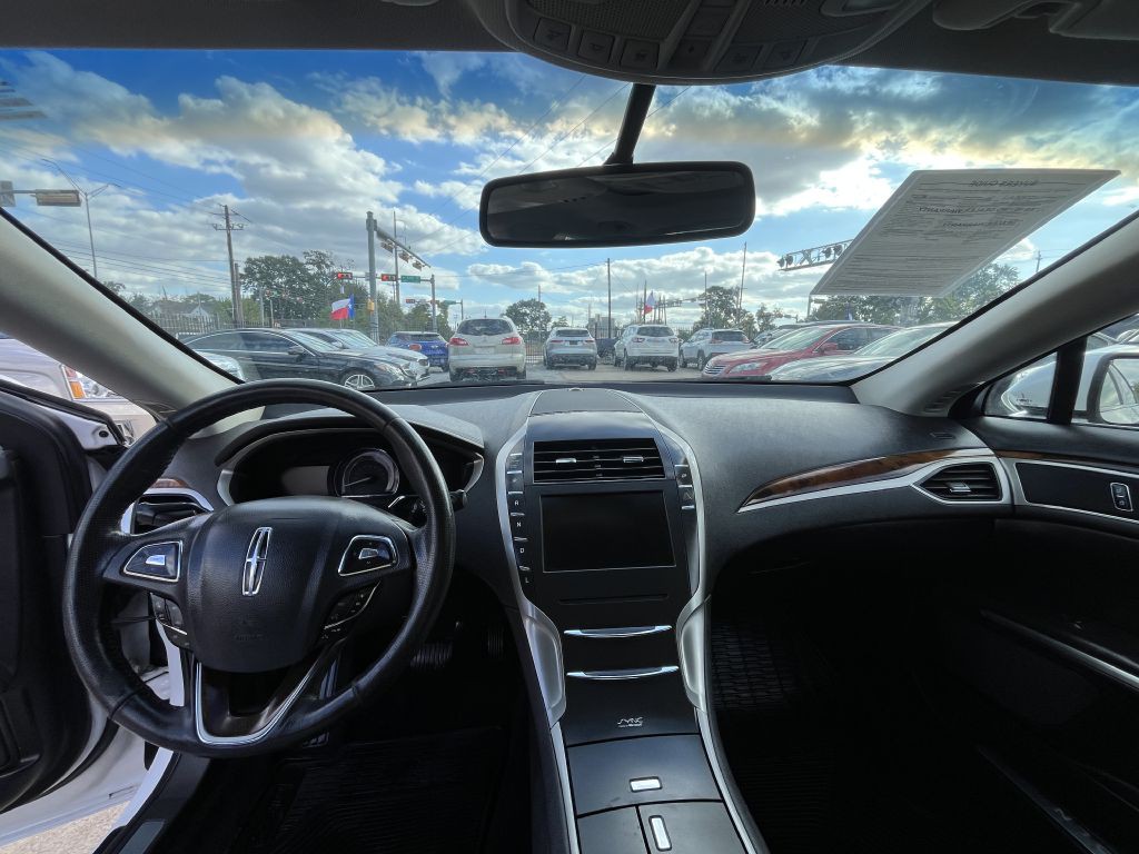 2014 Lincoln MKZ Image 7