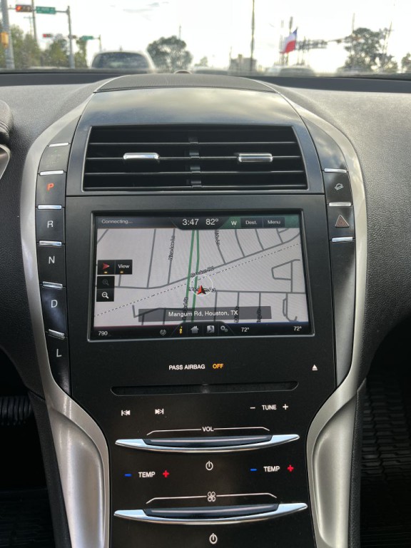 2014 Lincoln MKZ Image 28