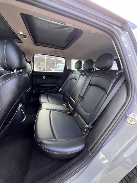 2016 MINI Cooper Image 14